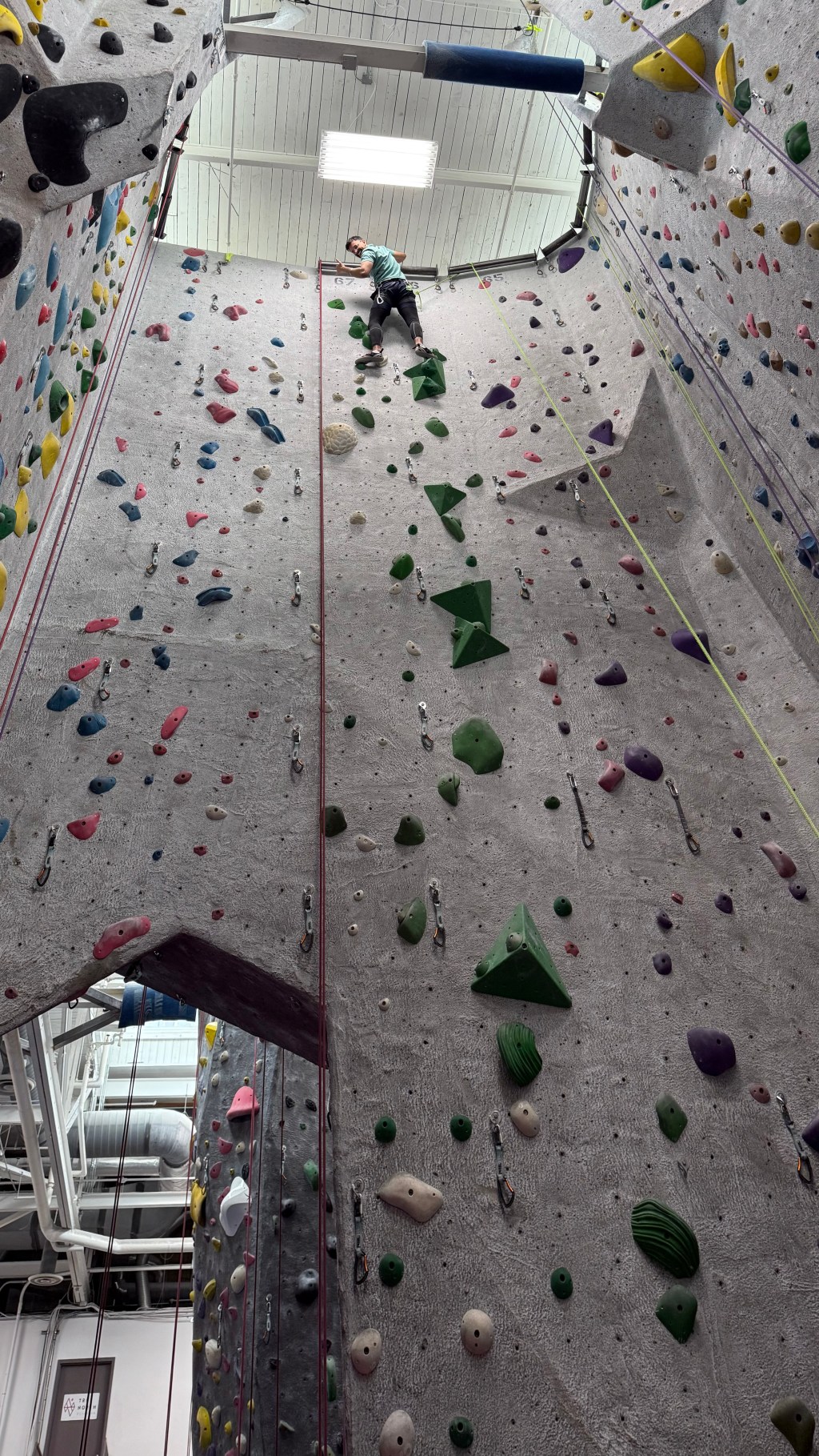 What 1 Day of Rock Climbing Taught Me About Life&nbsp;🧗‍♂️